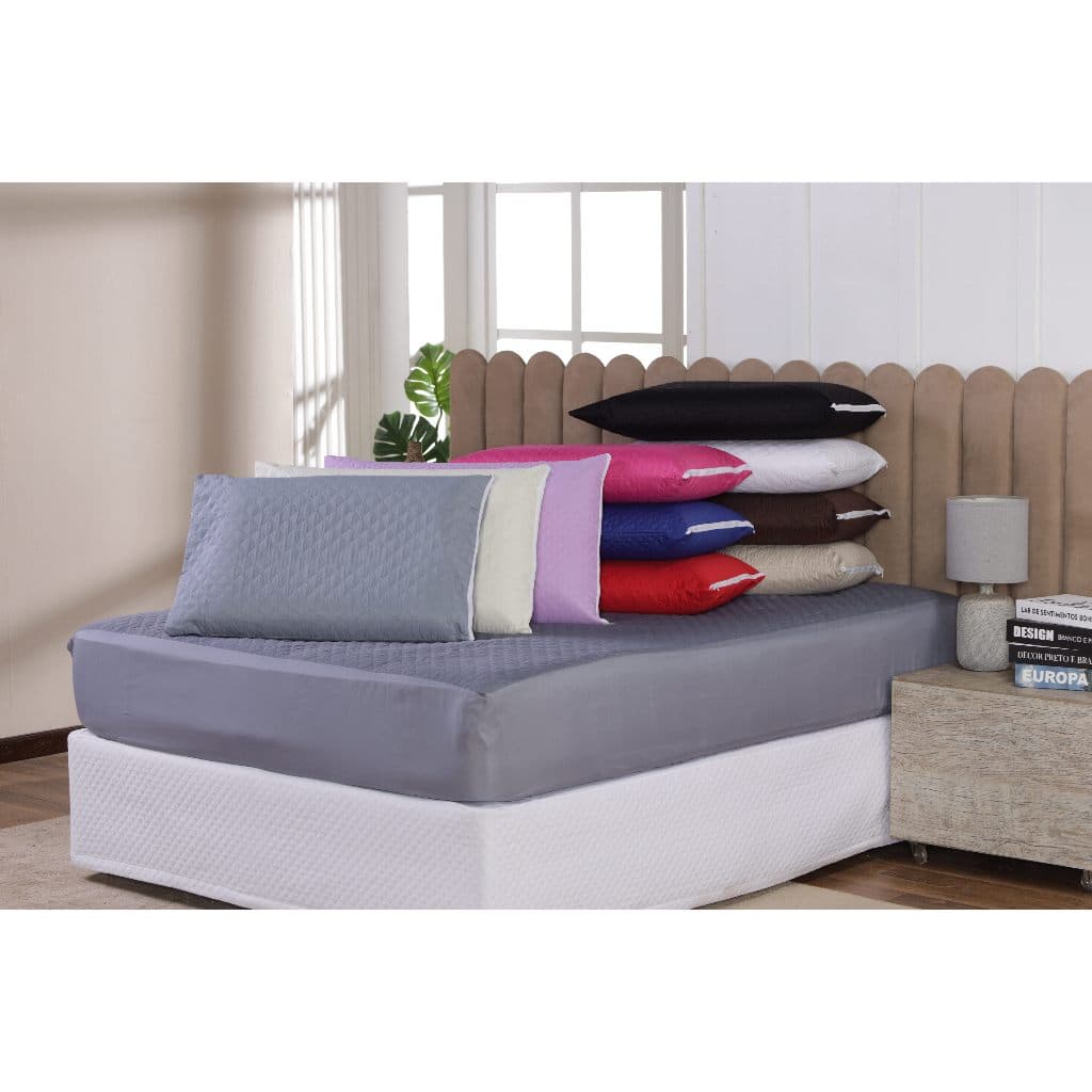 Par de Porta Travesseiro Impermeável Matelado Cores Sortidas