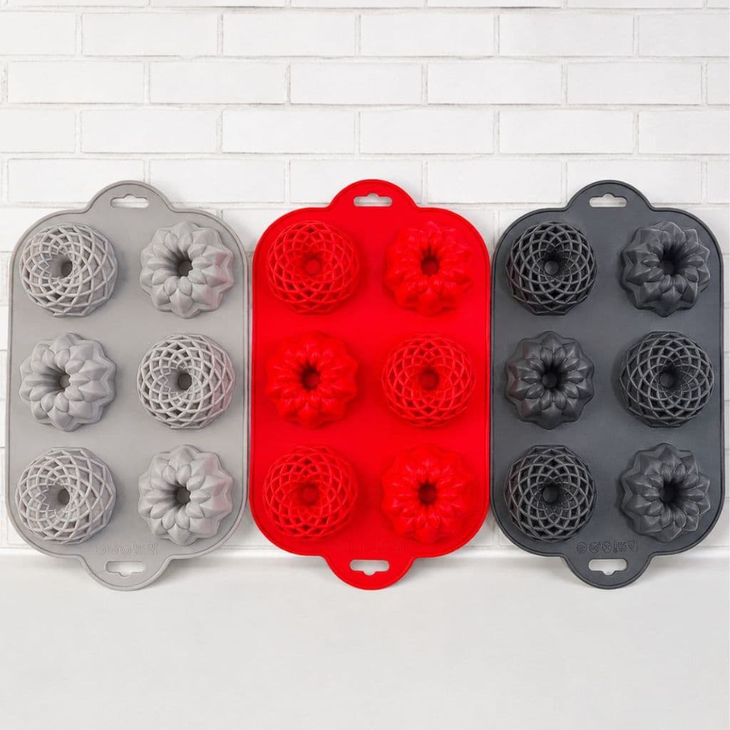 Forma de Silicone Cupcake 28,3x17,3x3cm Antiaderente AirFryer Forno Assadeira Fritadeira Elétrica Vermelha Cinza Preta