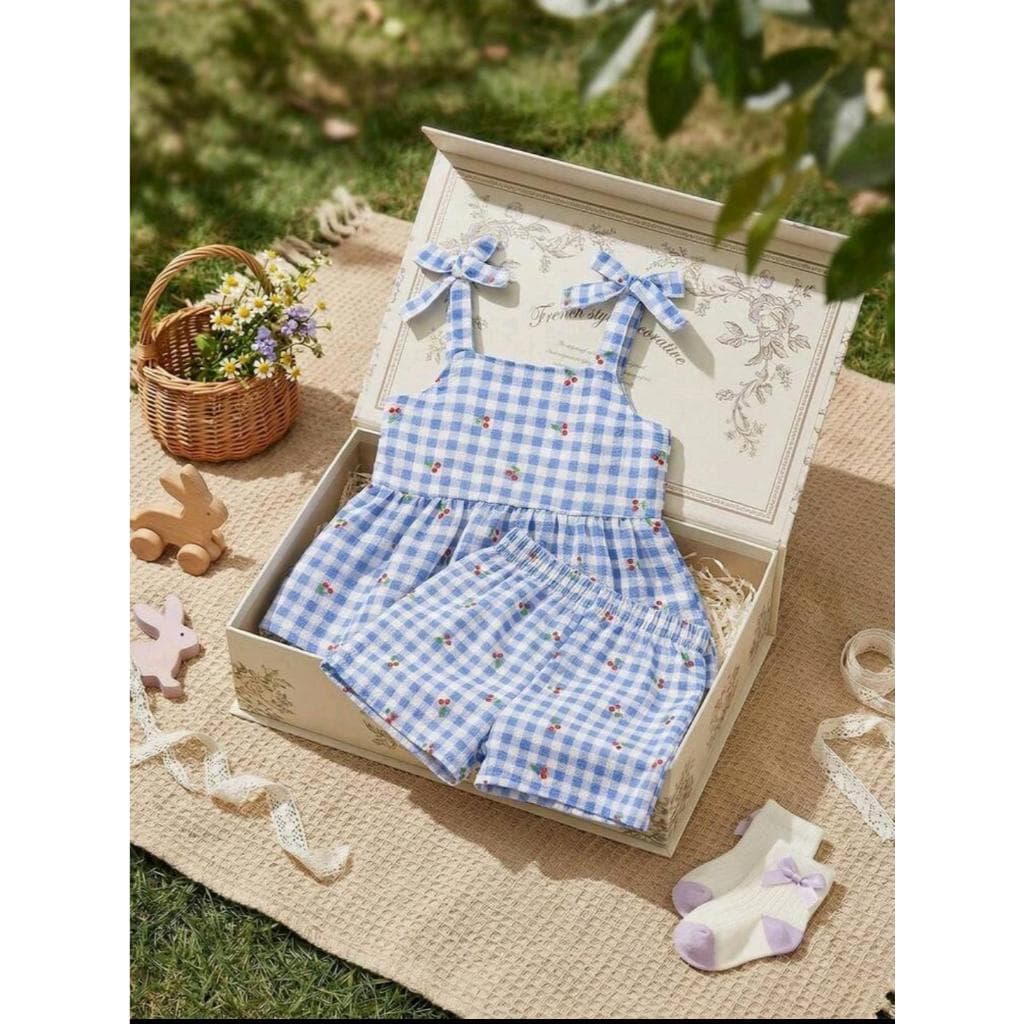 CONJUNTO INFANTIL MENINA XADREX COM DESENHO DE CEREJAS COR AZUL E ROSA BEBE