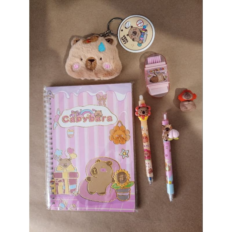 Kit Papelaria Fofa Kawaii Capivara Rosa Caderno + Caneta Apagável + Lapiseira + Chaveiro