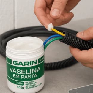 LUBRIFICAÇÃO POTENTE PARA USO PROFISSIONAL E DOMÉSTICO VASELINA  400g Graxax