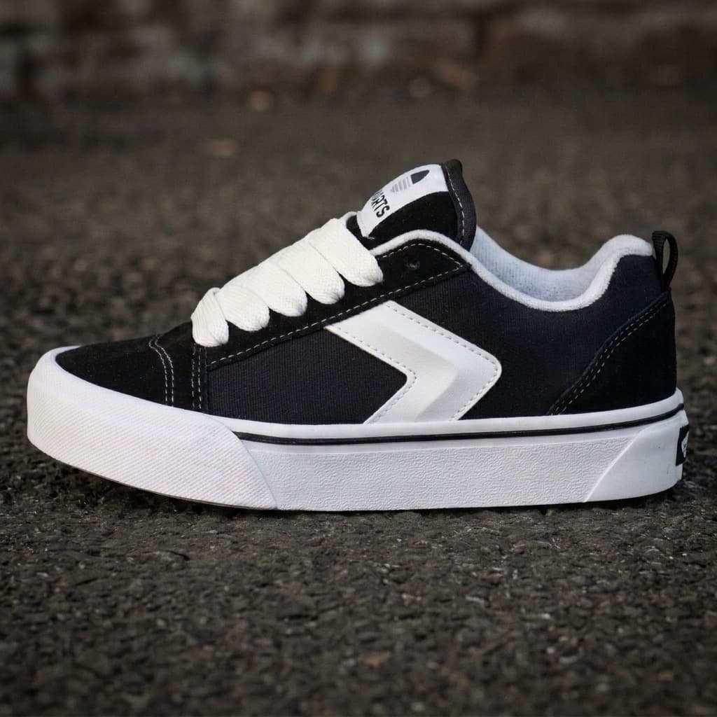 Tenis Feminino Masculino Skate Marts Versus Y2K 2026 Estiloso
