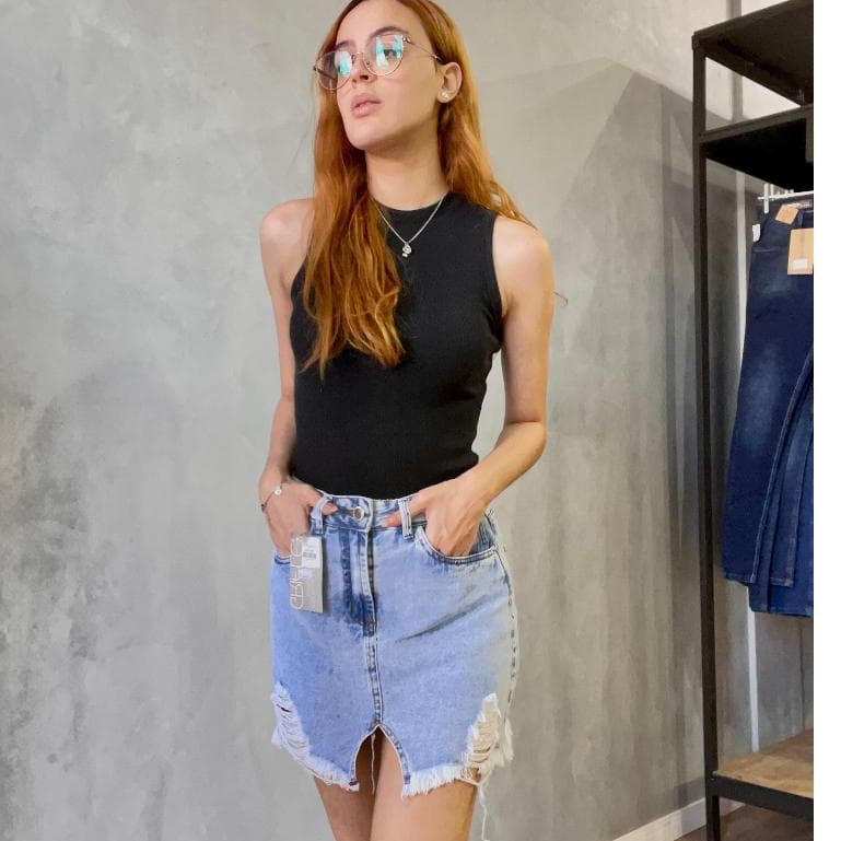 Saia Jeans Feminina com fenda frontal