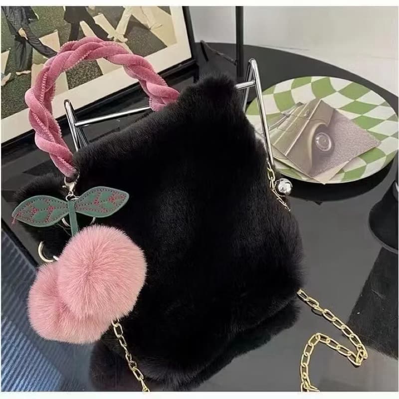 Cereja de pelúcia inverno bonito saco de pelúcia High-End estilo ocidental nicho Design saco de pelúcia feminino peludo