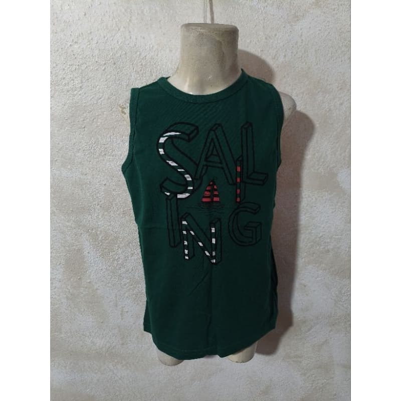 Camiseta infantil tamanho 6 verde