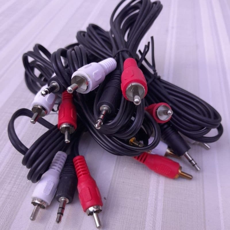 kit 5 Cabos de audio P2 X 2Rca tamanho 1,8m