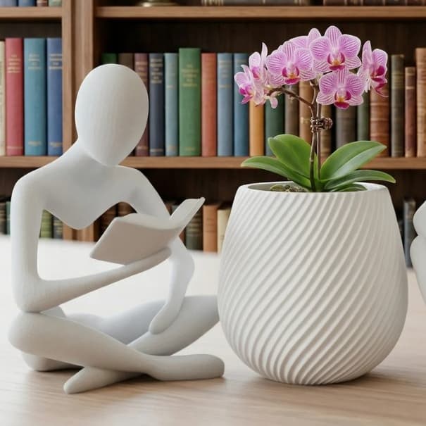 Estátua Decorativa Leitor Livro com Vaso Para Planta Decoração Moderna e Minimalista Sala Escritório