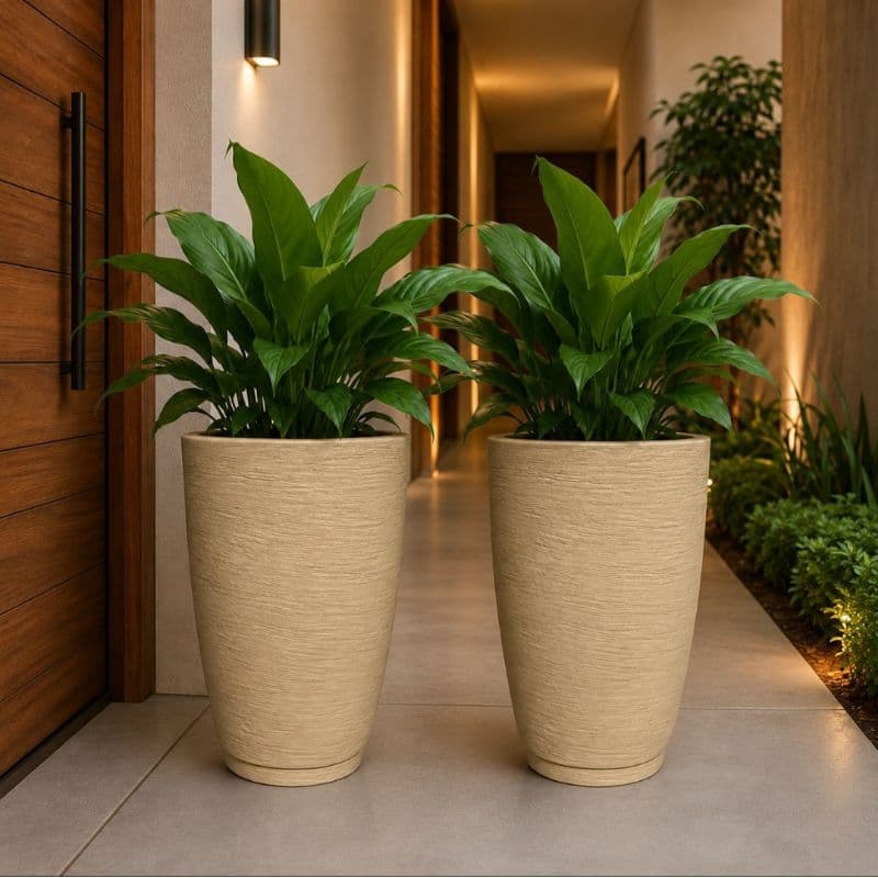 Kit 2 Vasos Para Plantas Cone Bojo 1 Polietileno Resistente Decoração