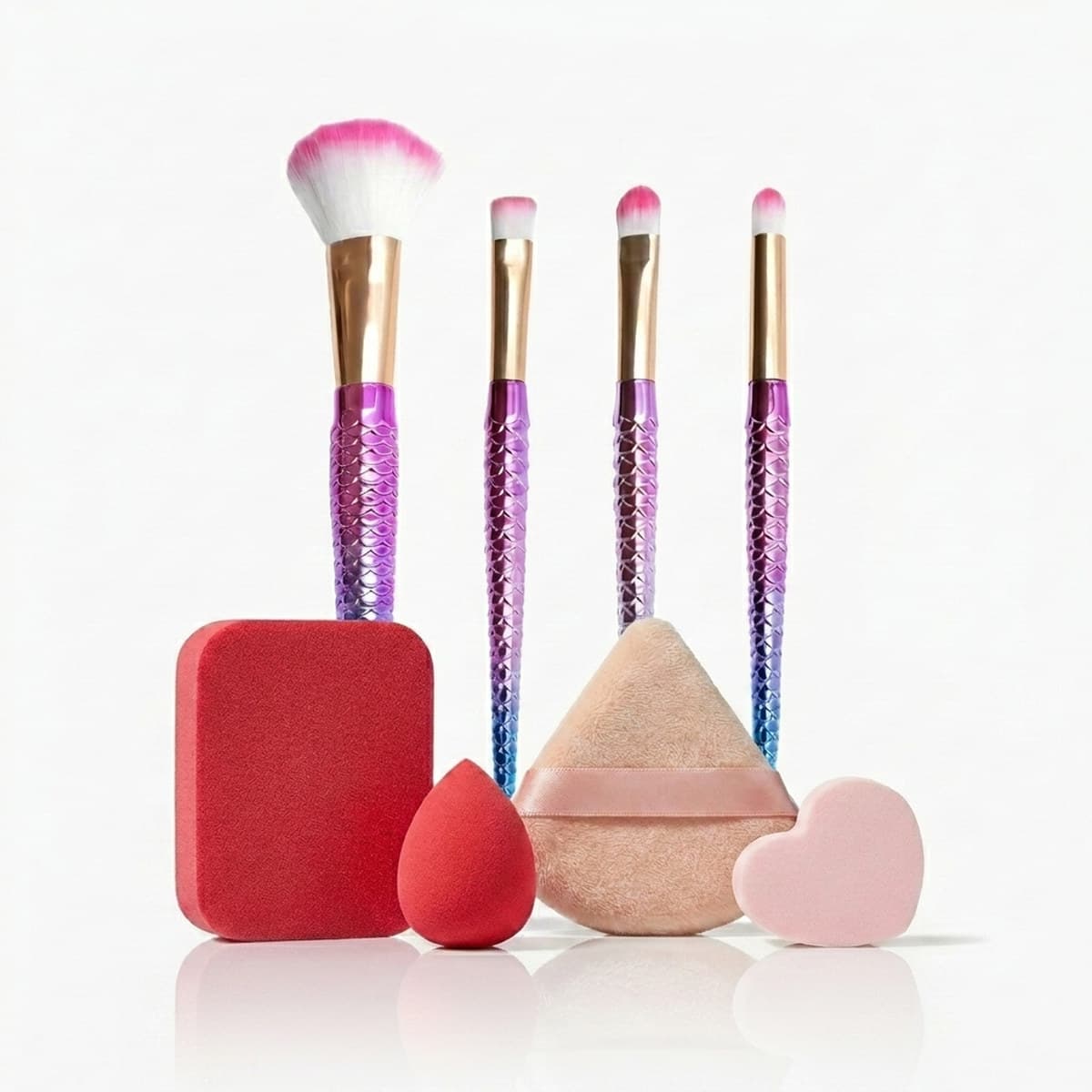 Kit 4 Pincéis Sereia com Esponjinhas para Maquiagem Cabo Colorido Metalizado para Pó Blush e