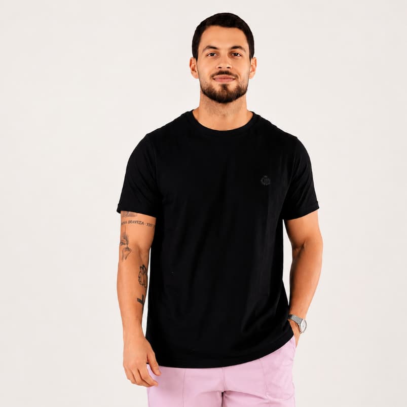Camiseta Básica Masculina Algodão Azul e Preta