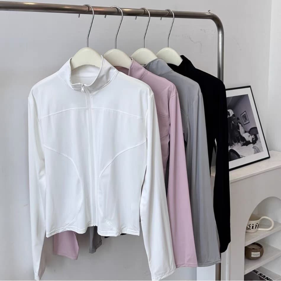 Blusa anti‑UV feminina de seda gelada, leve e respirável, proteção UV, moderna e versátil, não possui furo para polegar