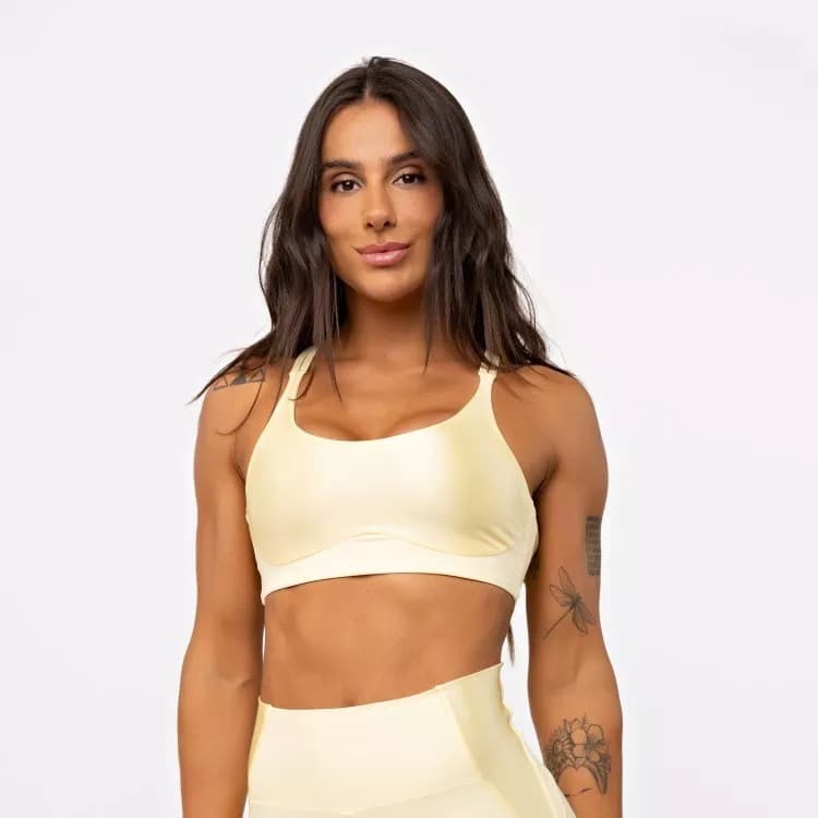 Top Fitness Straps Anatomic Shine – Recortes Anatômicos, Brilho Elegante e Sustentação