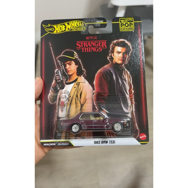 Hot Wheels Pop Culture Premium - 1983 BMW 733i Stranger Things