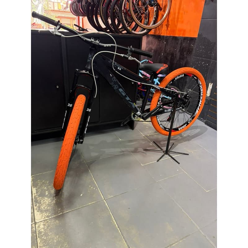 Bicicleta GTA Aro 26 – Alumínio | Freio a Disco | Cubo Rolamentado | Suspensão GTS | Montagem Premium