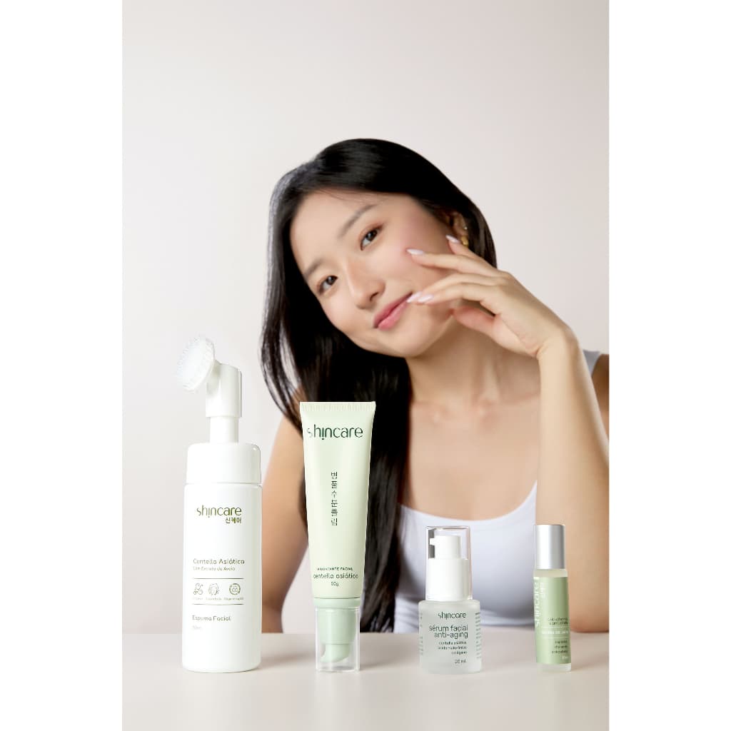 Combo Skincare Coreano 4 em 1 – Sérum, Hidratante e Espuma com centella asiática e Sérum para  Olhos