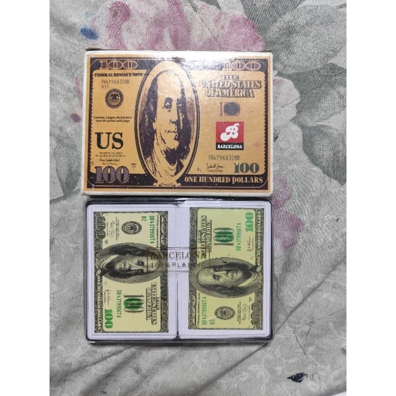 Baralho Duplo Em Plástico 100% à Prova D"água Com Estojo Estampa De Dólar 2 Jogos - 108 Cartas