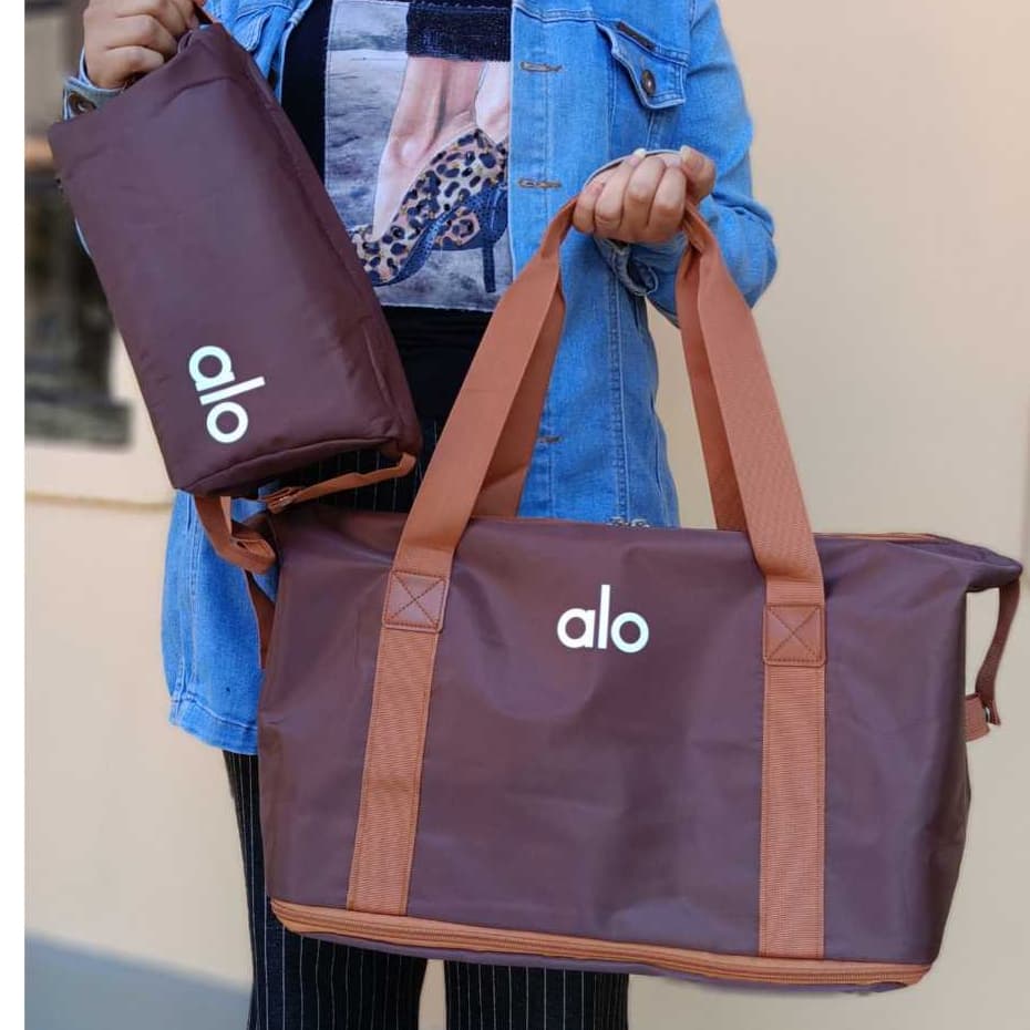 🌟 Kit Bolsa de Viagem/Academia– Conjunto 2 em 1 (Bolsa + Necessaire)