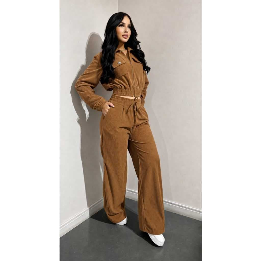 Conjunto Feminino de Veludo Cotelê Moderno e Confortável