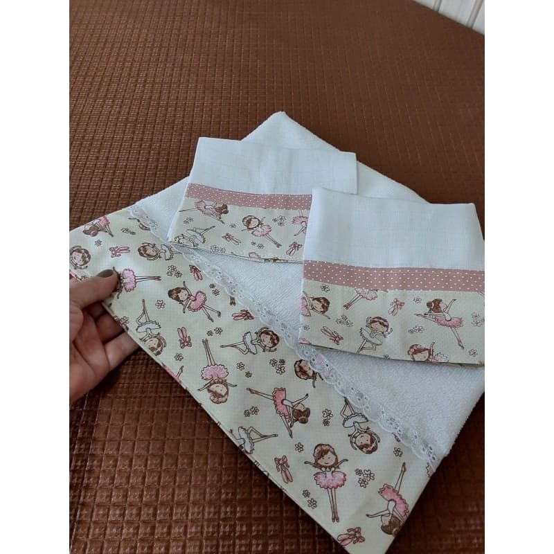 kit 2  fraldas de boboca e 1 atoalhado mágico para bebê tema bailarina