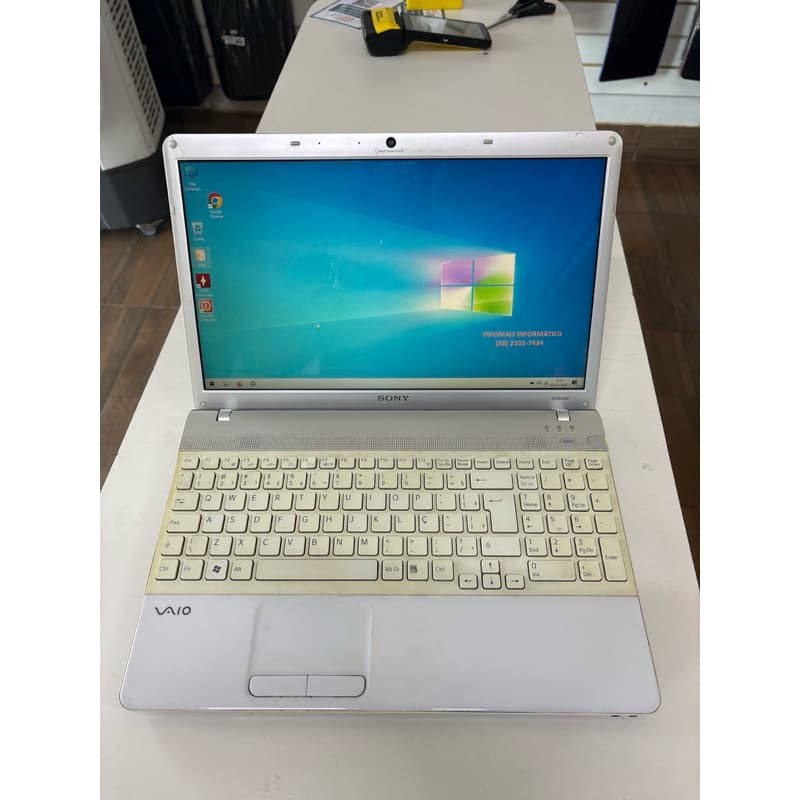 lindo notebook Sony vaio tela 15,6 processador amd p320 4gb ram hd 250gb bateria 30 min SEM FONTE