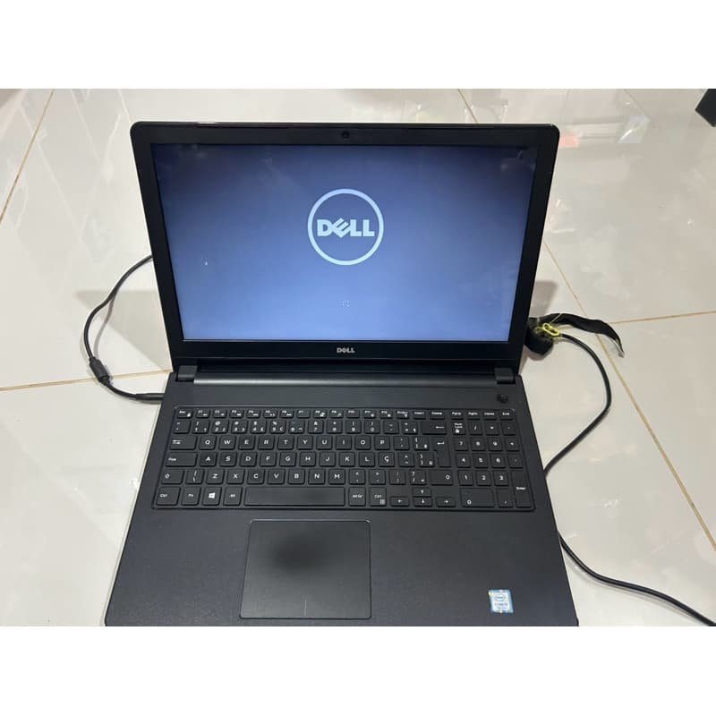 Notebook Dell Inspiron 5566 i5 8GB RAM SSD 111GB | Usado em Ótimo Estado