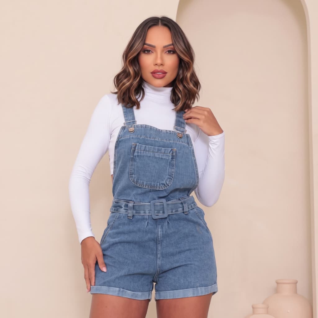 Jardineira Jeans Curto Casual Feminino Com Bolsos e Alças Ajustáveis Moda Verão Lançamento