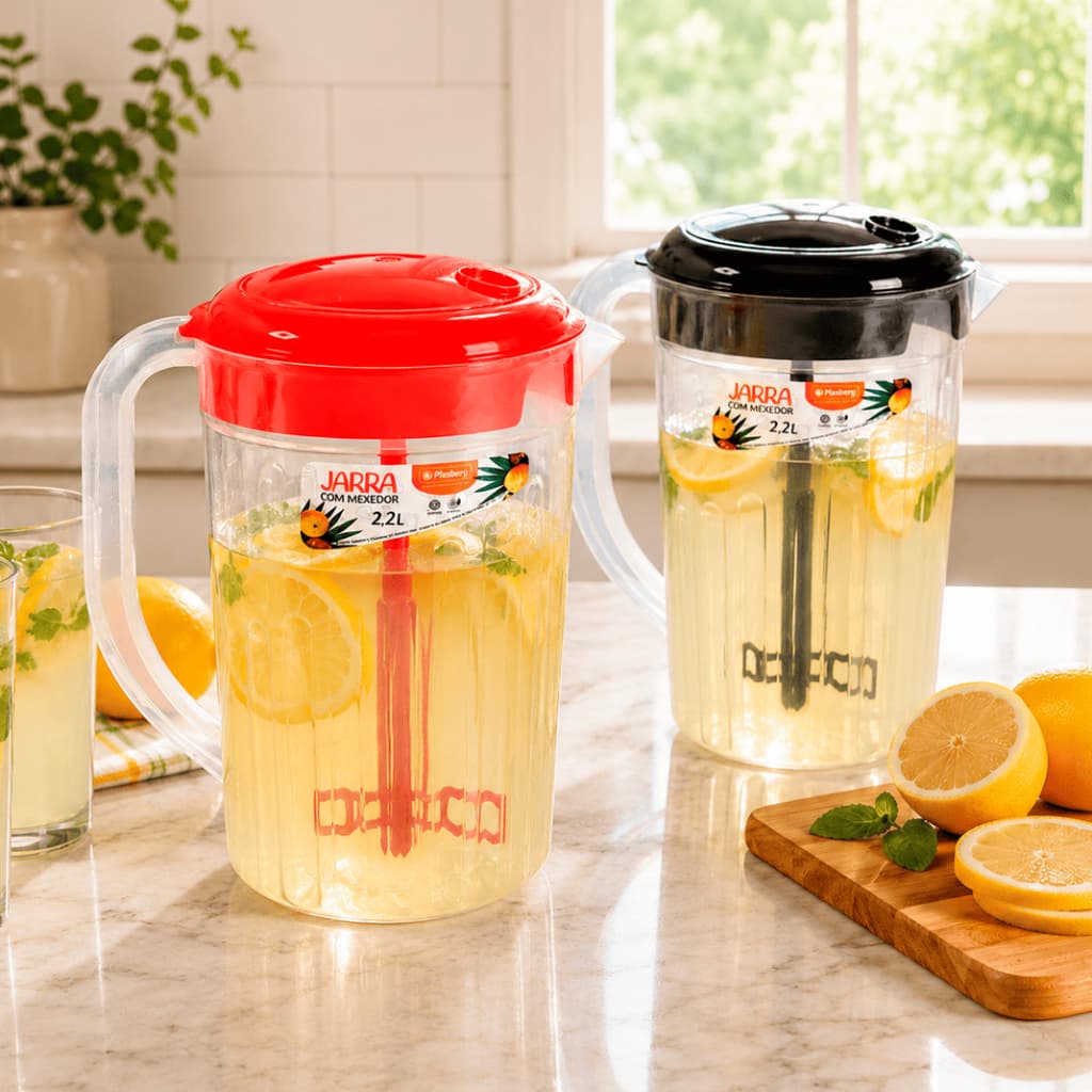 Jarra com Mexedor plástica 2,2L com Tampa Plasberg BPA Free Misturador Manual Sucos