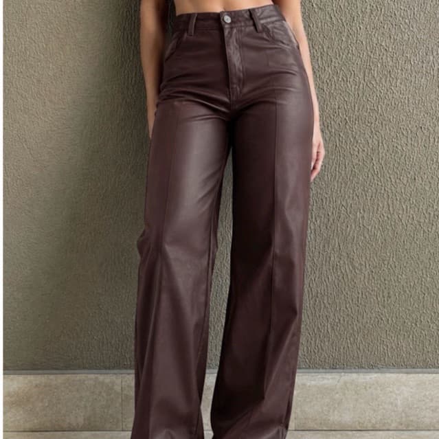 Calça Wide Leg Feminina Couro Fake Premium Cintura Alta Pantalona Couro Ecológico Moda Tendência