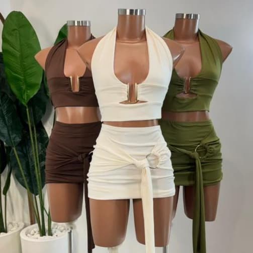 Conjunto Vanessa Cropped com Detalhe Dourado + Mini Saia Argola Tendência Inspiração Moda Balada Feminino