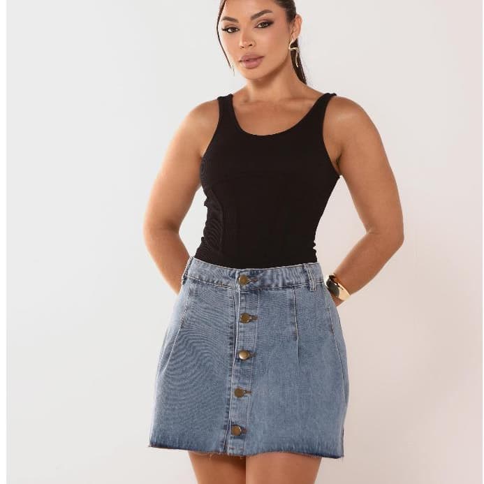 Saia jeans Pinçada, alta moda, fechada com botoes