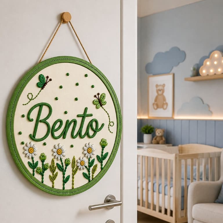 Enfeite Porta Maternidade Não é Bordado..e..sim...Efeito Bordado Personalizado Nome do bebê