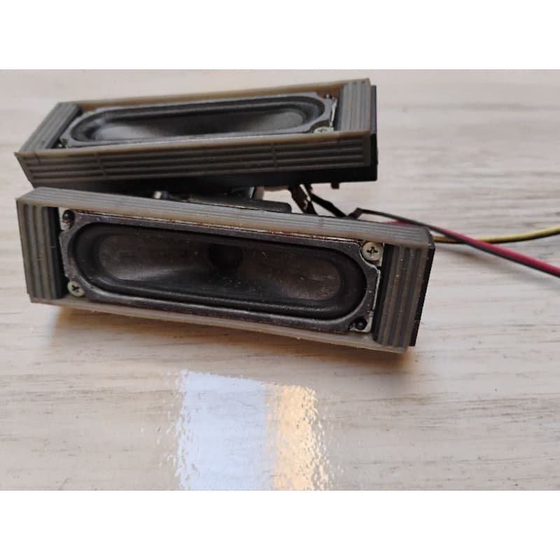 auto falantes monitor Samsung t20c310lb