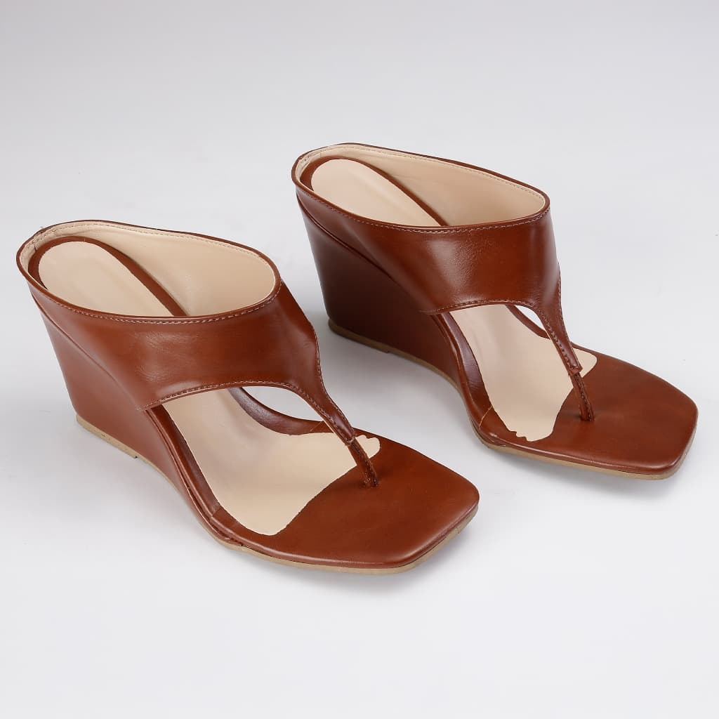 Tamanco Feminino Minimal Sandália Anabela Salto com Tiras Largas