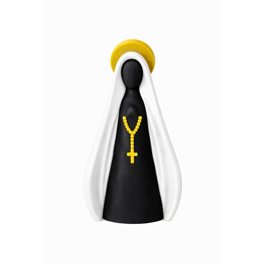 Nossa Senhora Aparecida Minimalista – Imagem Religiosa de Fé, Oração e Proteção para Casa e Altar