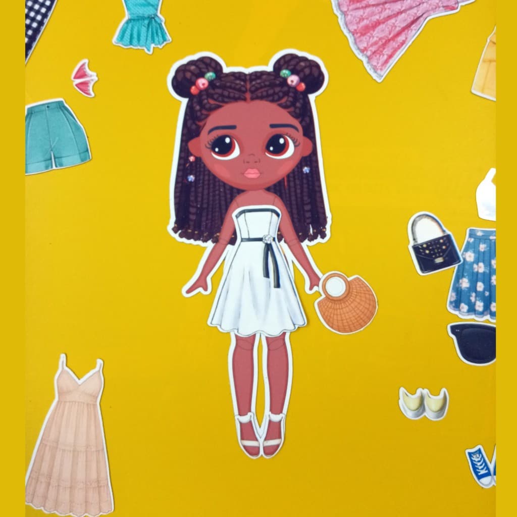 Boneca Magnética de vestir Trancinhas (boneca de imã)