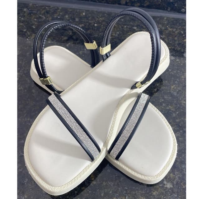 Sandália Papete Off White Brilho Strass Feminina.