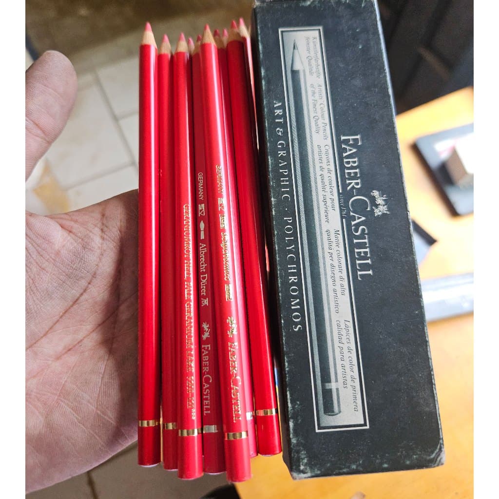 Caixa 12 Lápis Polychromos Faber-Castell Gerânio 121 (Novo/Vintage)