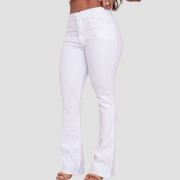 Calça Jeans Flare Feminina Cintura Alta Boca Sino Estilo Básica Elegante Modeladora Atemporal