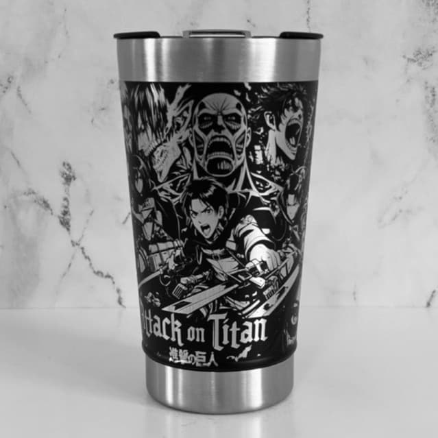Copo Térmico Personalizado do Attack On Titan Gravação a Laser 360º