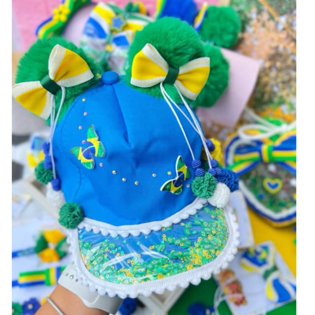 Boné Infantil menina Personalizado infantil / Boné Brasil / copa do mundo Pompom