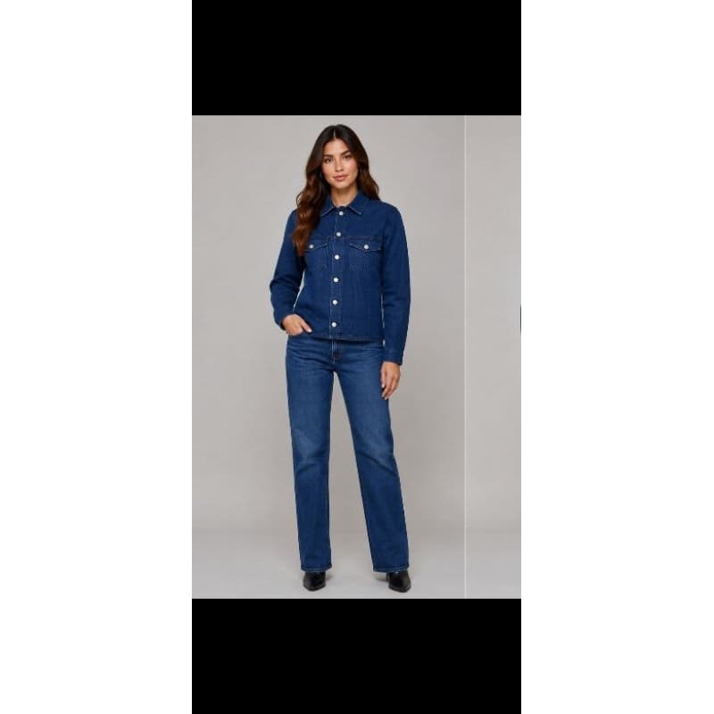 Jaqueta Jeans Camisa Jeans Feminina Elegância Estilosa Look Jeans Moda Feminina All Jeans Estilo Chique