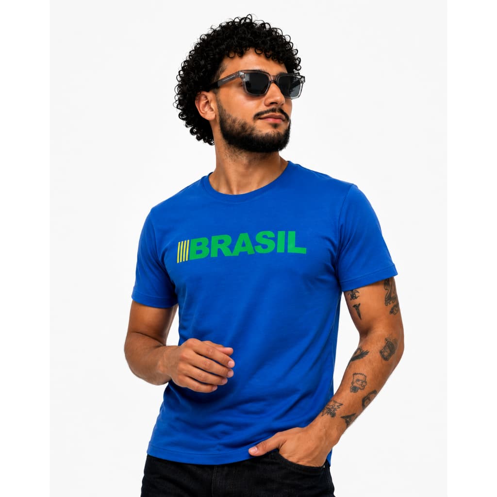 Camiseta Brasil Masculina Copa Azul M com Óculos de Sol Fumê Quadrado