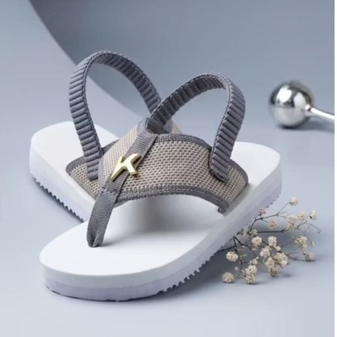 Chinelo infantil Baby Variações Brancas