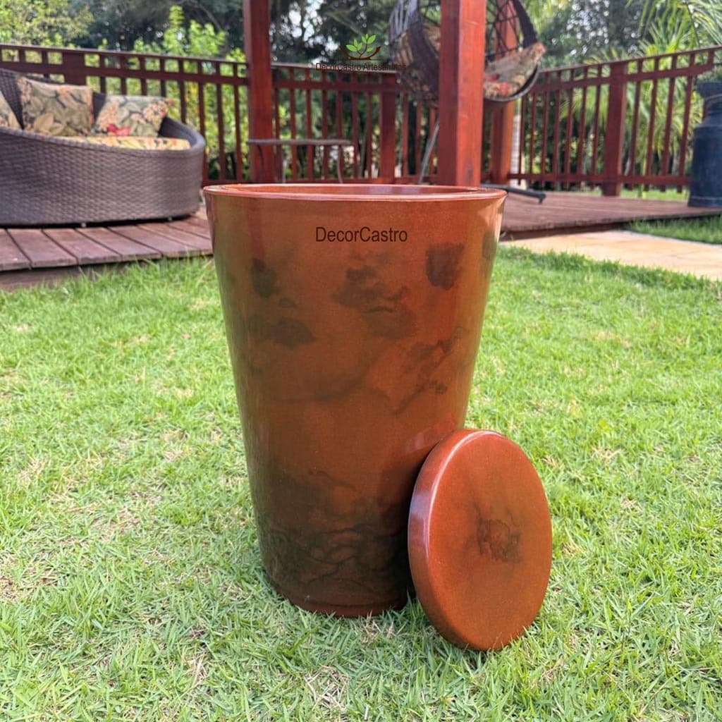 Vaso Grande Coluna Classic M Polida Marmorizada C/Prato em Polietileno Para Plantas Alto Padrão em Acabamento.
