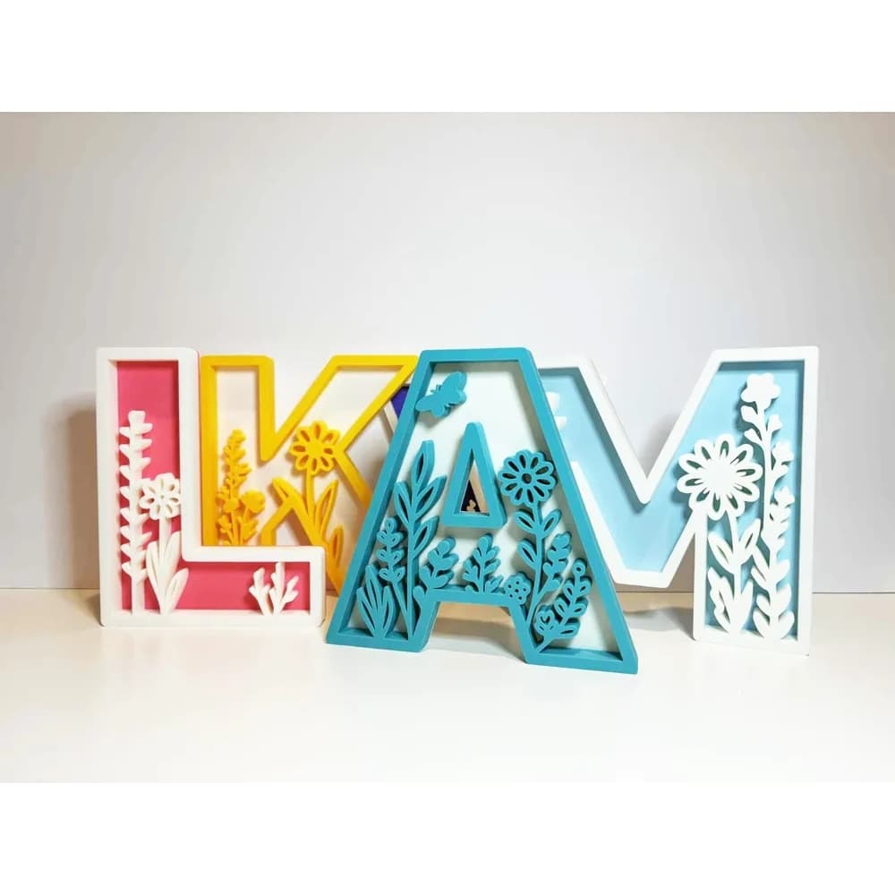 Letras Florais Decorativas | Letra Nome Personalizado com Flores para Quarto e Decoração