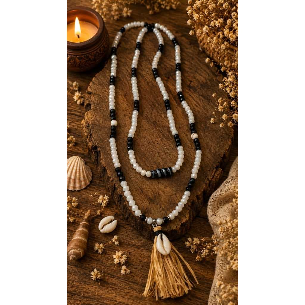 Guia de Obaluaê/Omolú, Fio de Conta Toda  de Cristal de (8mm) Pingente Palha da Costa com Búzios  Umbanda e Candomble
