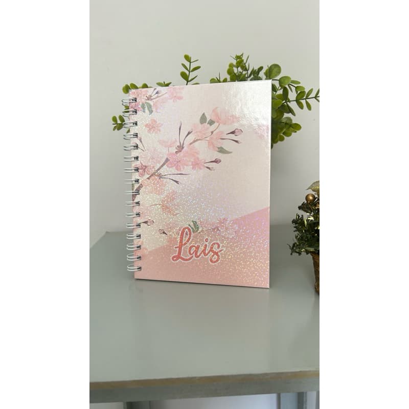 Cadernos Personalizados 50 folhas - Várias cores.
