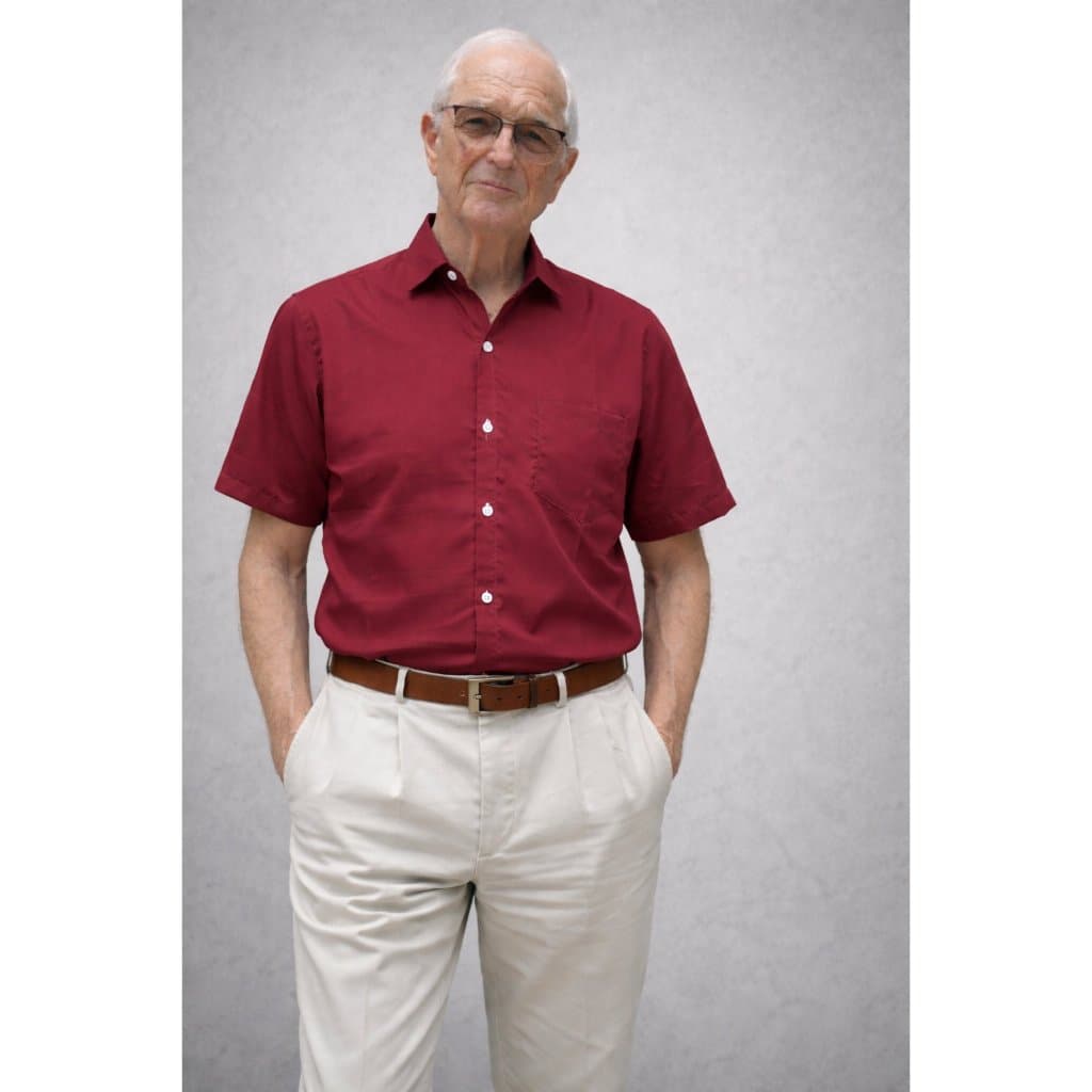 Camisa Manga Curta Social Masculina Com Bolso Lateral Tecido Não Amarrota Facil Leve E Confortavel