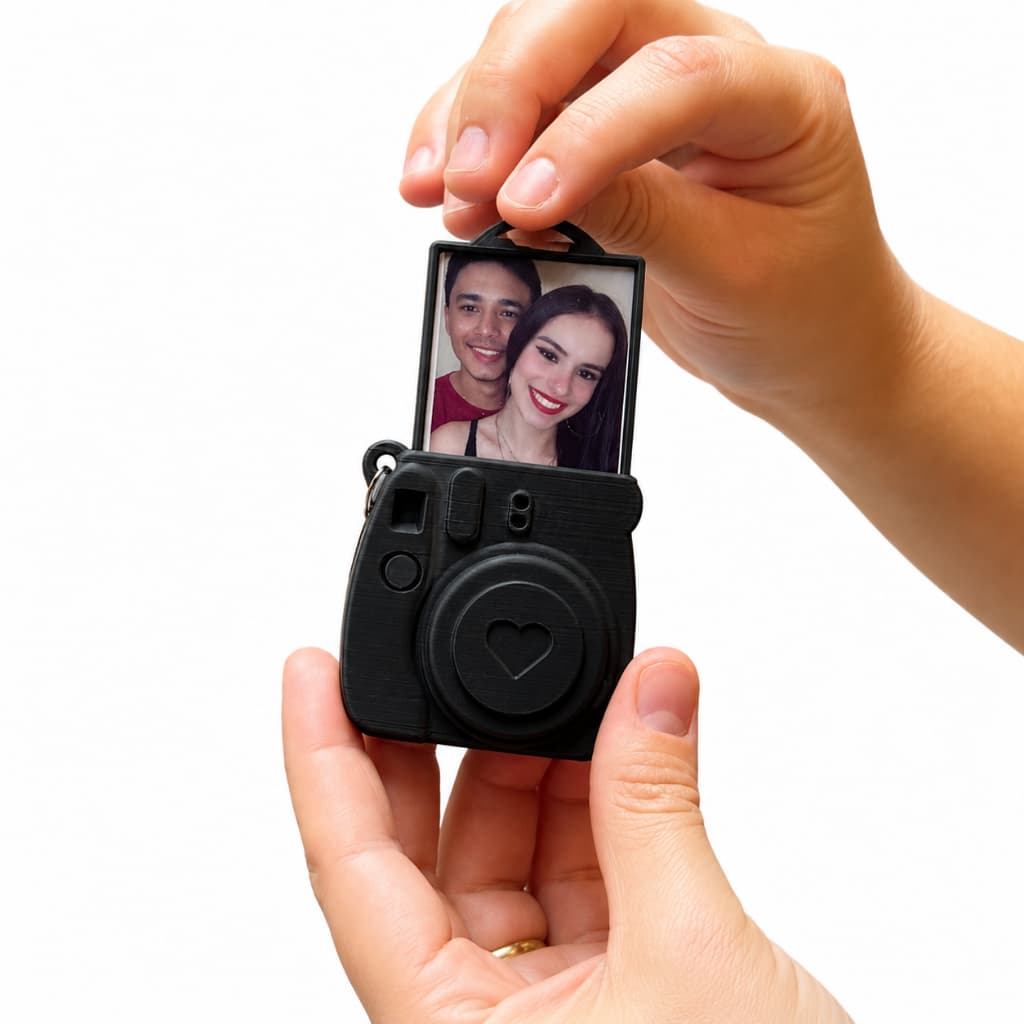 Chaveiro com foto personalizada Polaroid Presente dia dos Namorados Criativo Lembrancinha Amor Mini