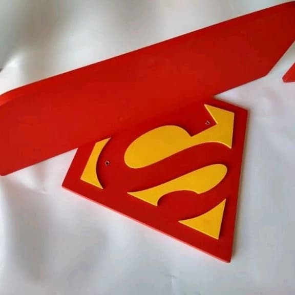 Prateleira Nicho Super Man MDF Decoração Quarto Infantil Bebê Menino Expositor De Brinquedos Carrinhos E Livros Parede